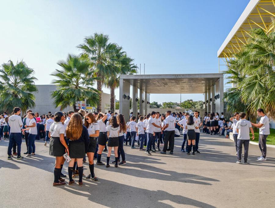 Students-gathered-outside Students-gathered-outside