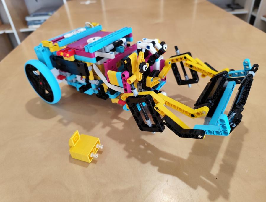 robotics_competition_Winner