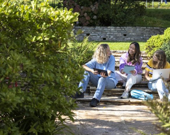 King's InterHigh becomes a Cambridge-accredited online school