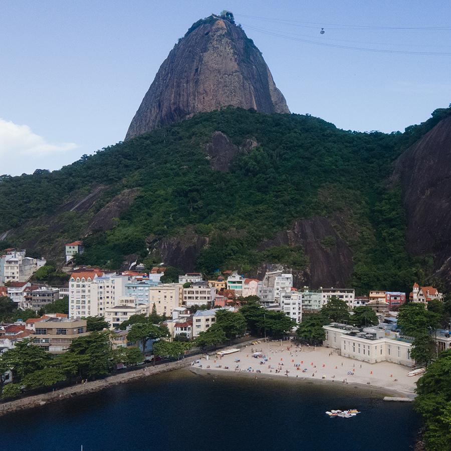 escola-eleva-botafogo-mountain