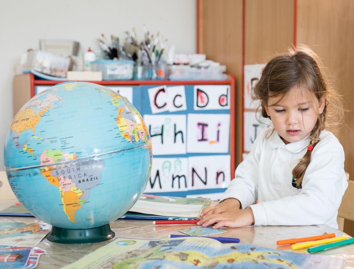 Learn English at Daycare near me