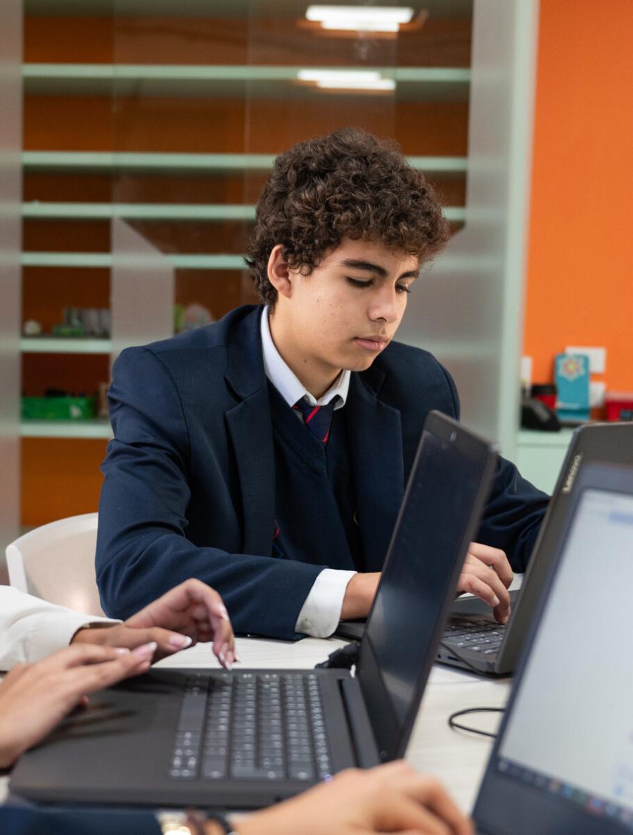 49204_sms_grimms_photoshoot_november