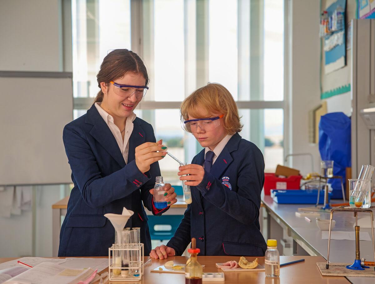 47372_kcs_murcia_-_november_science_lab