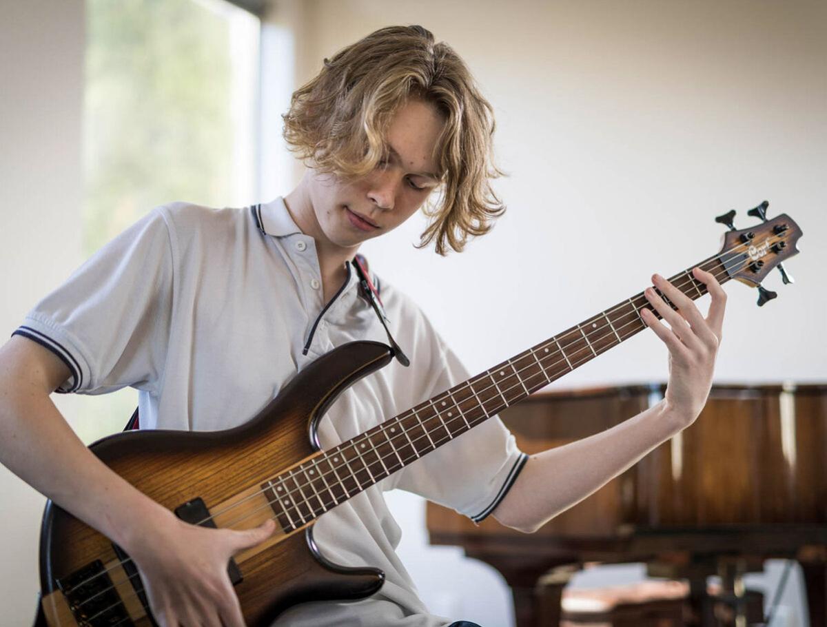 Music Classes for Middle School Students in Auckland