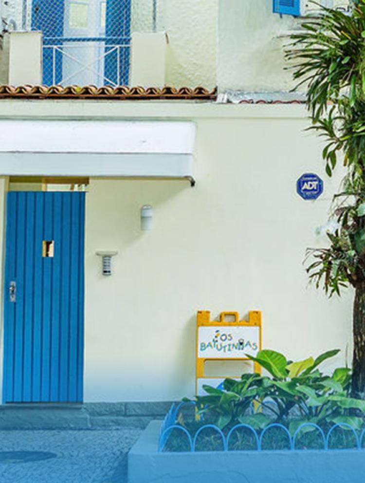 os-batutinhas-casa-redentor-exterior