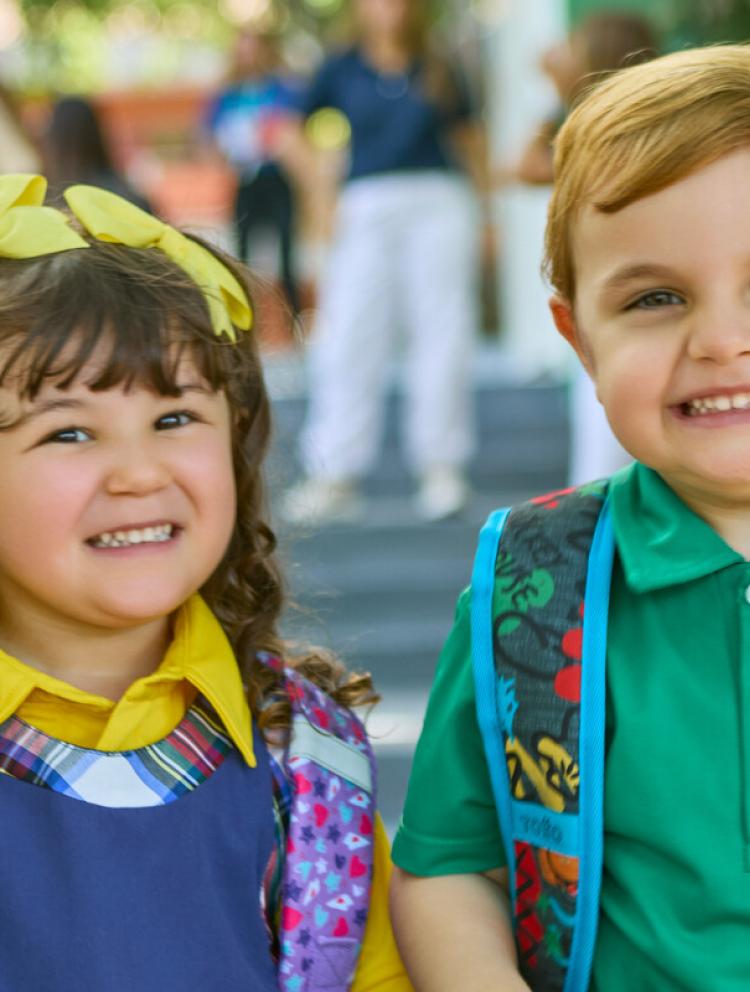 70425_children_with_backpacks.jpg
