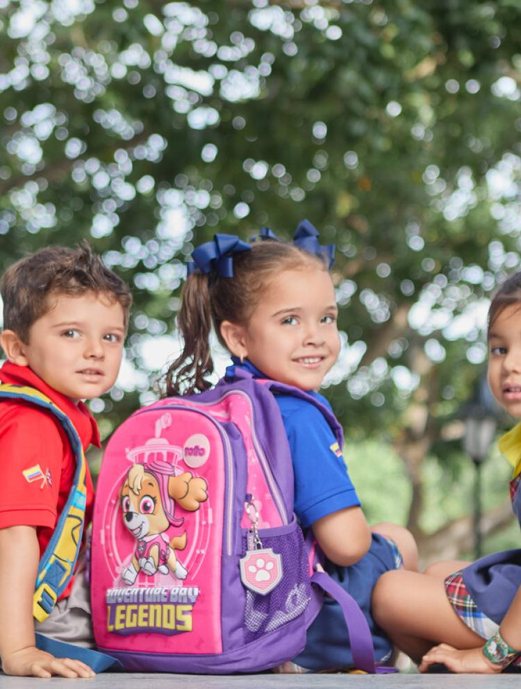 children_at_the_early_years_entrance_seen_from_behind.jpg