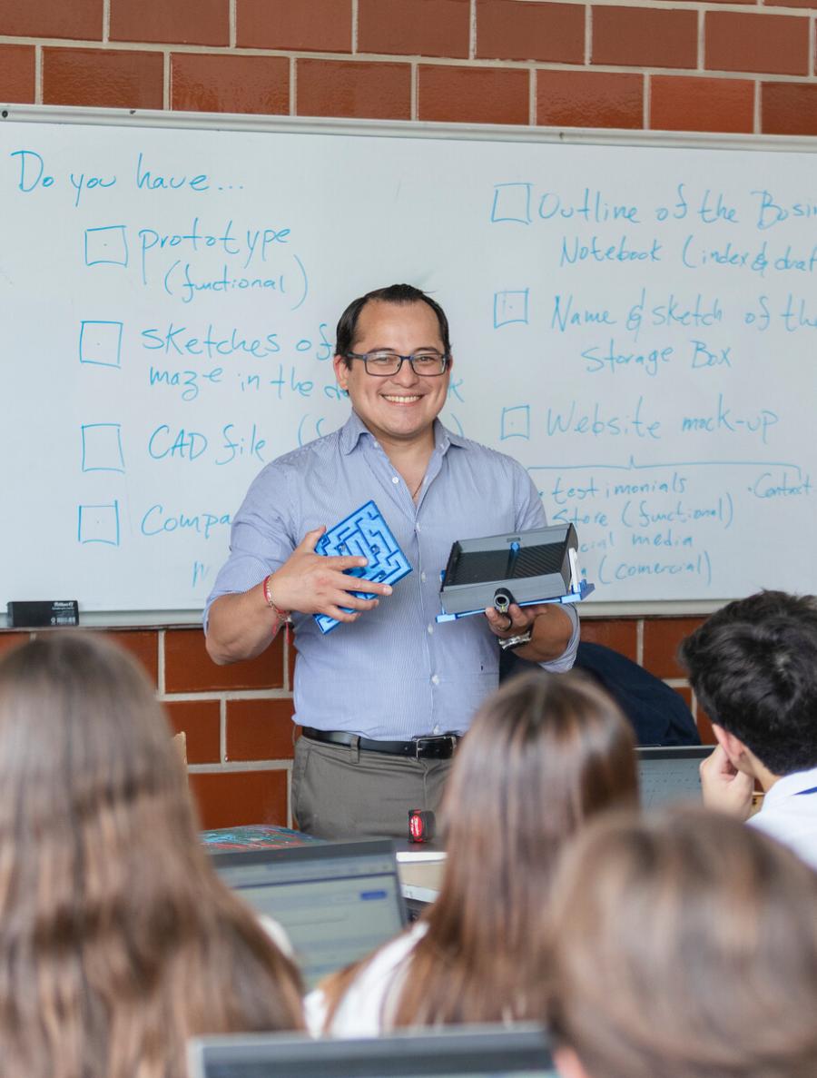 Private Schools in San Bartolome Coatepec