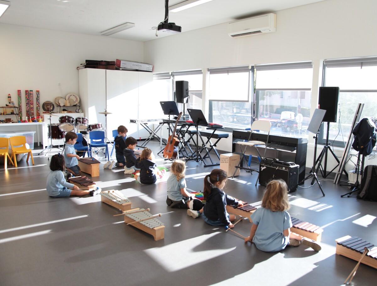 Colegios perto do Restelo