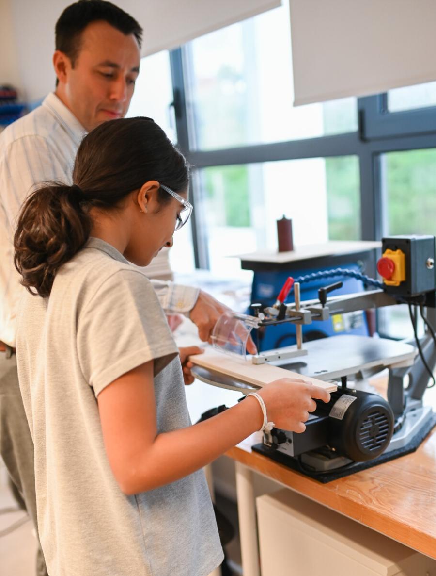 Escolas secundárias Lisboa com salas de artes