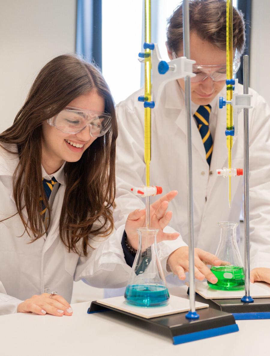 University preparation programme for A Level students Lisbon