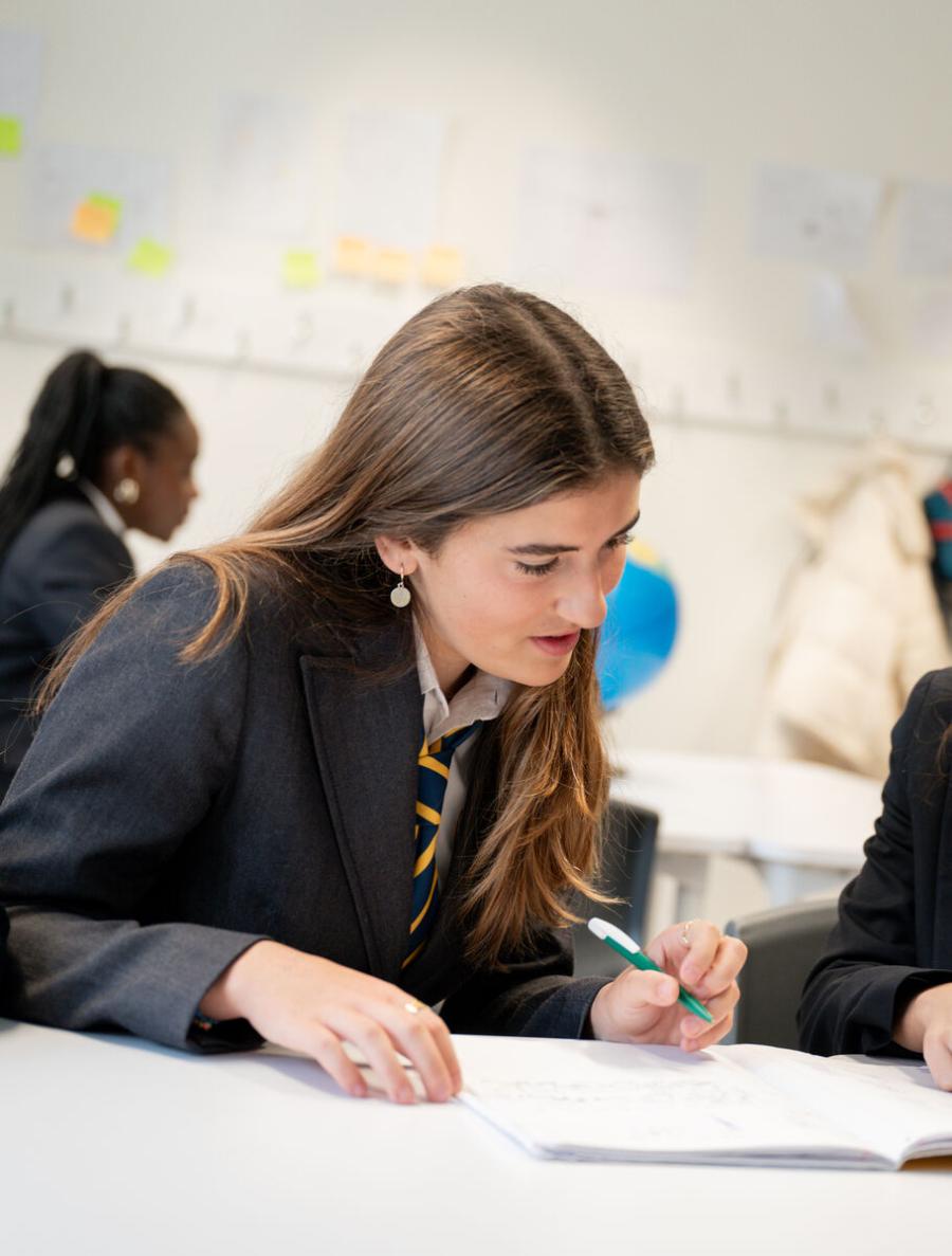 IB Curriculum at Lisbon Schools