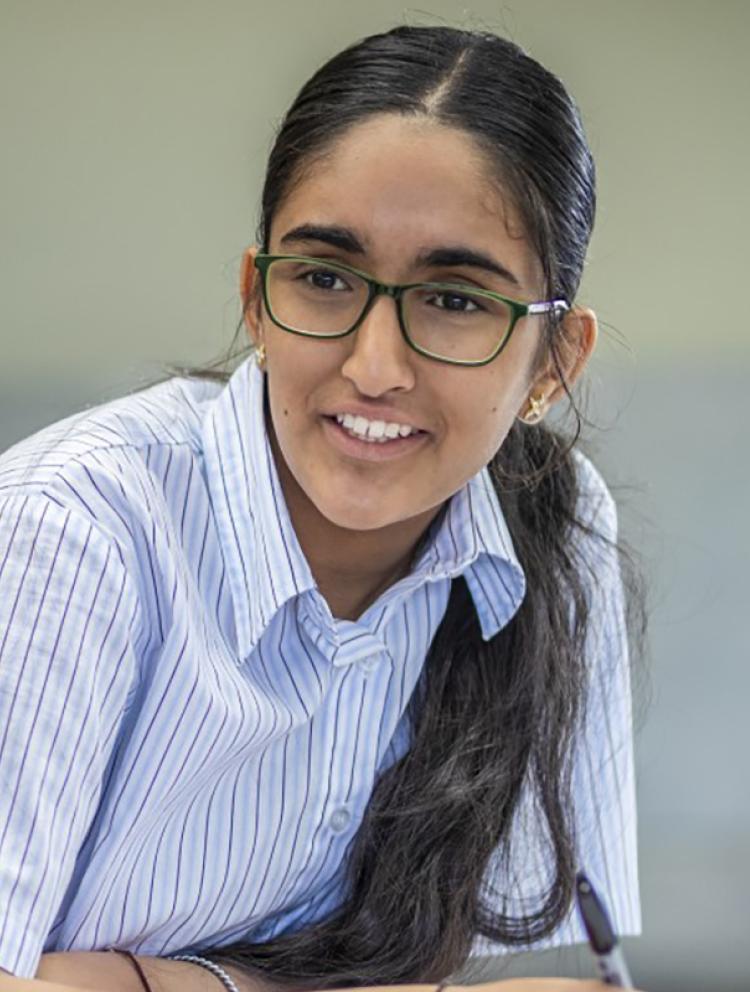 TAU-girl-college
