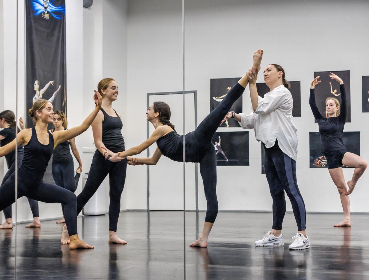 students at Bondi schools