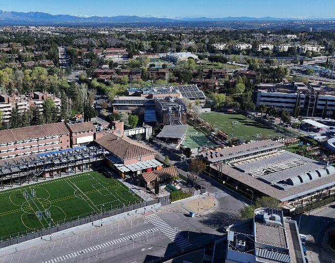 the best English high school system in Madrid