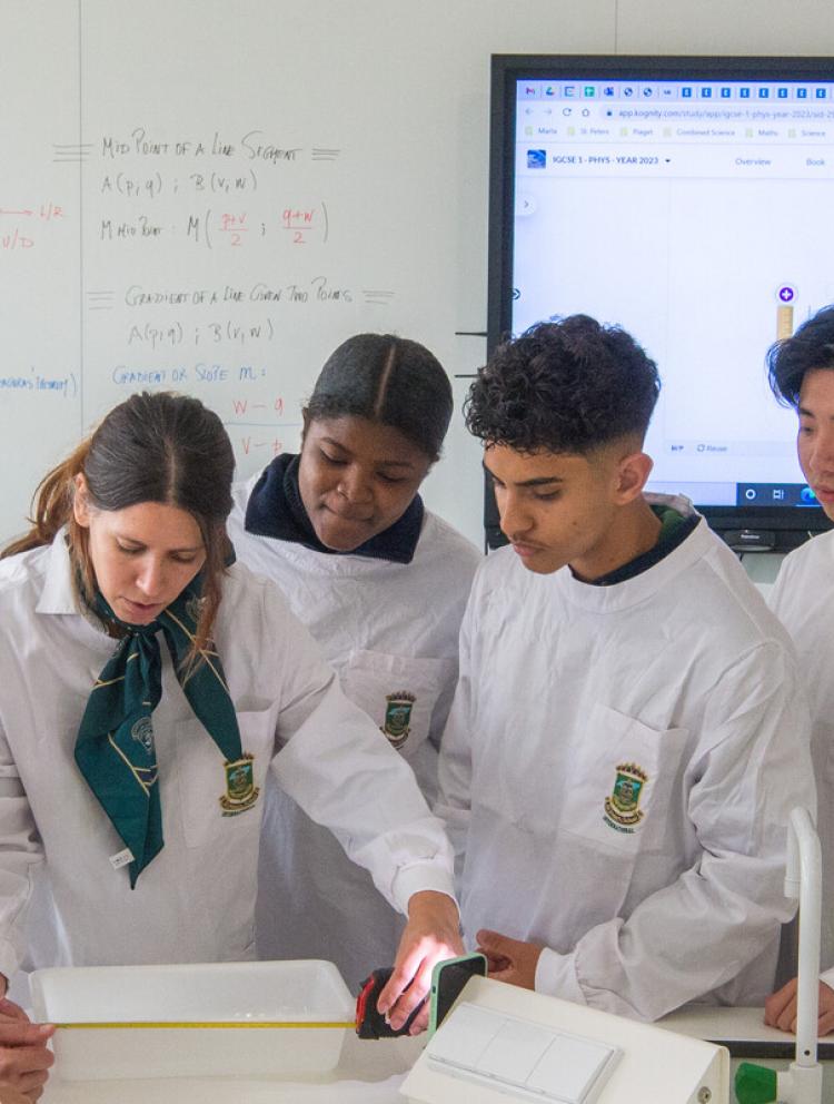 ib_diploma_students_curriculum