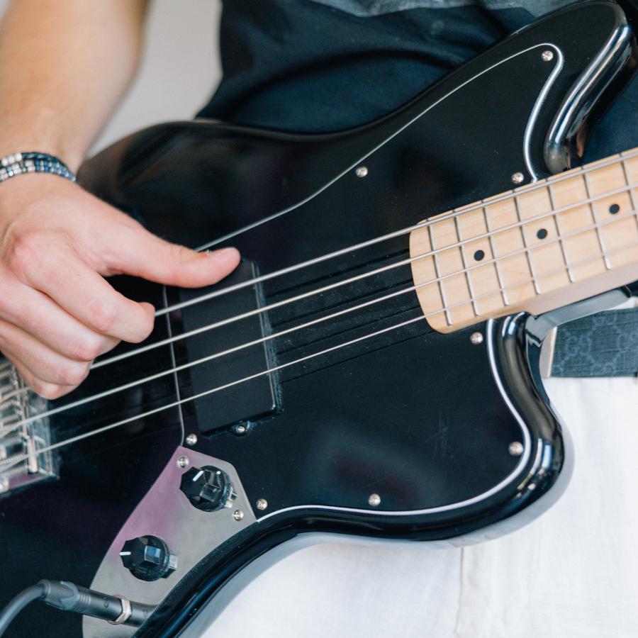 electric_bass_music_academy