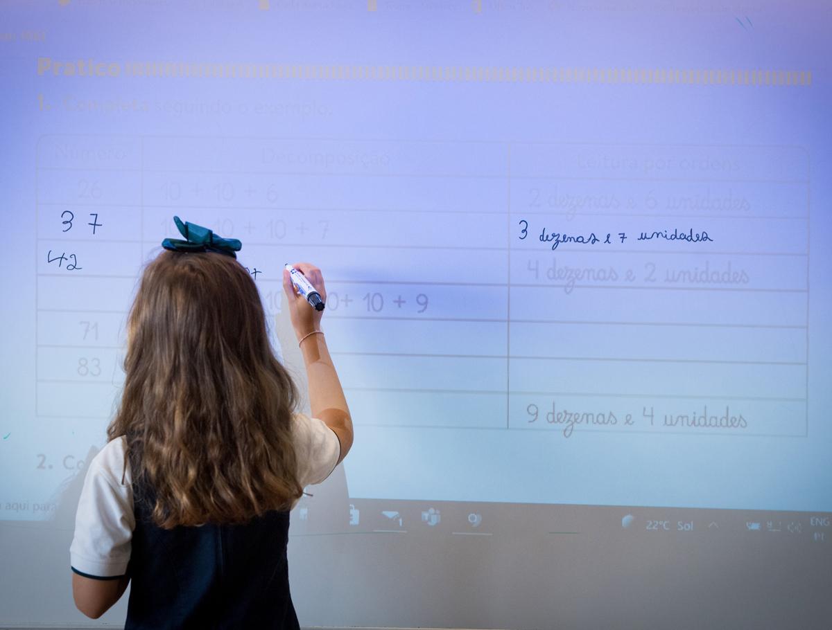 escolas primárias bilingues em Palmela