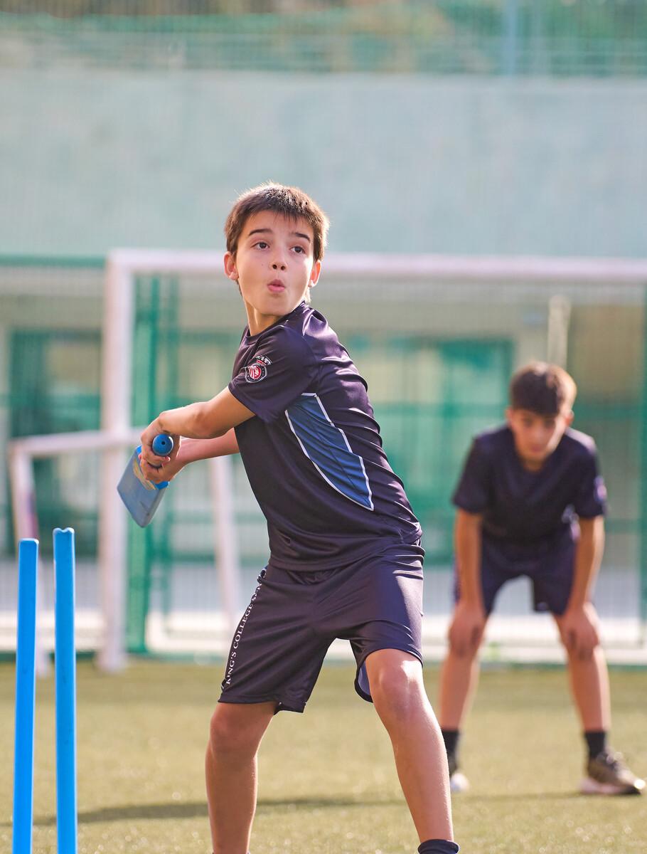 kings-school-unifrom