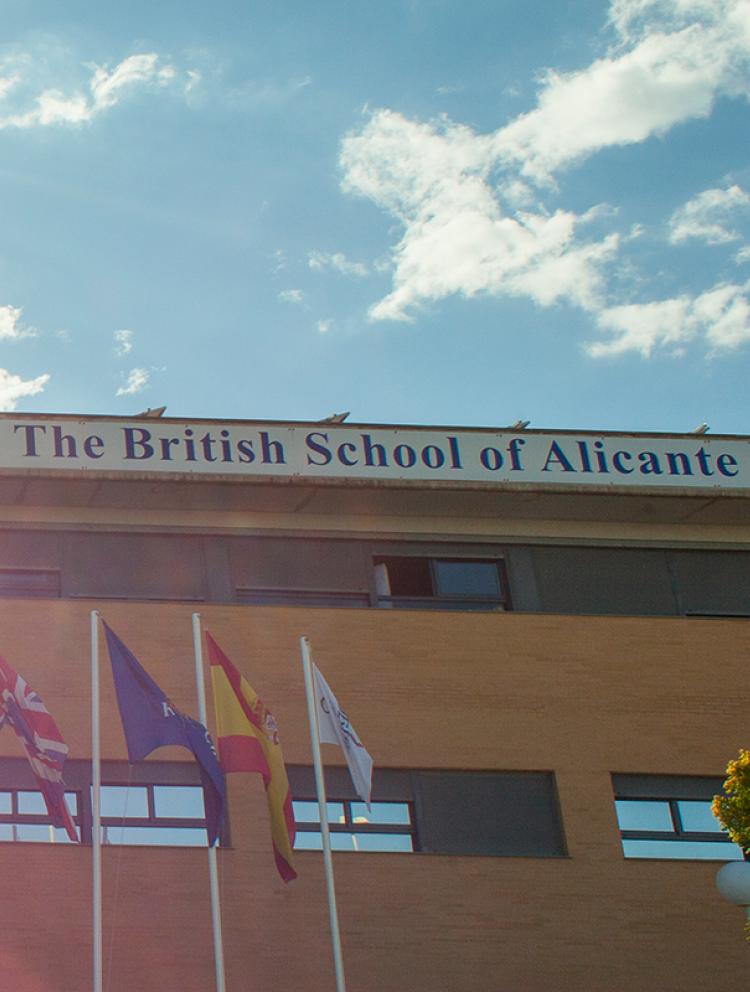 kc-alicante-school-calendar-building.jpg