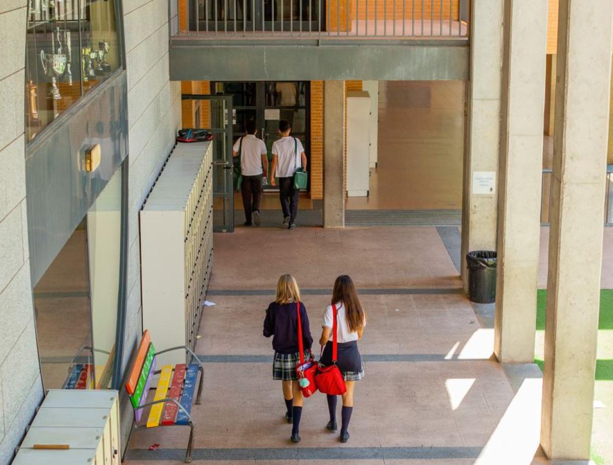 King college alicante secondary