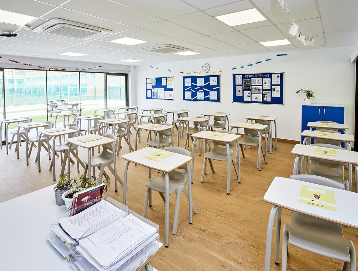 ¿Hay colegios en Alicante que ofrecen la posibilidad de aprender varios idiomas?