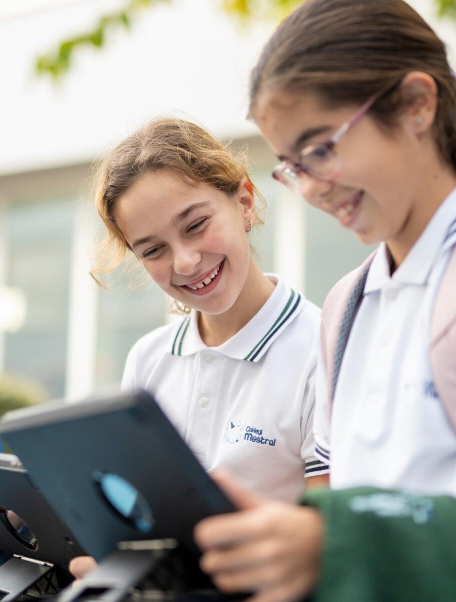 Technology &amp; Digital Experience