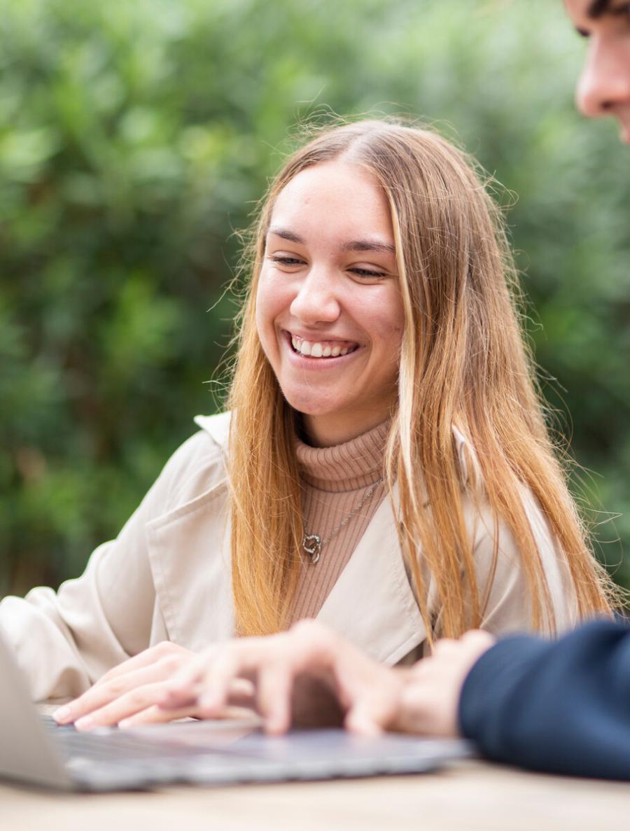 Mejor Colegio con Diploma Dual