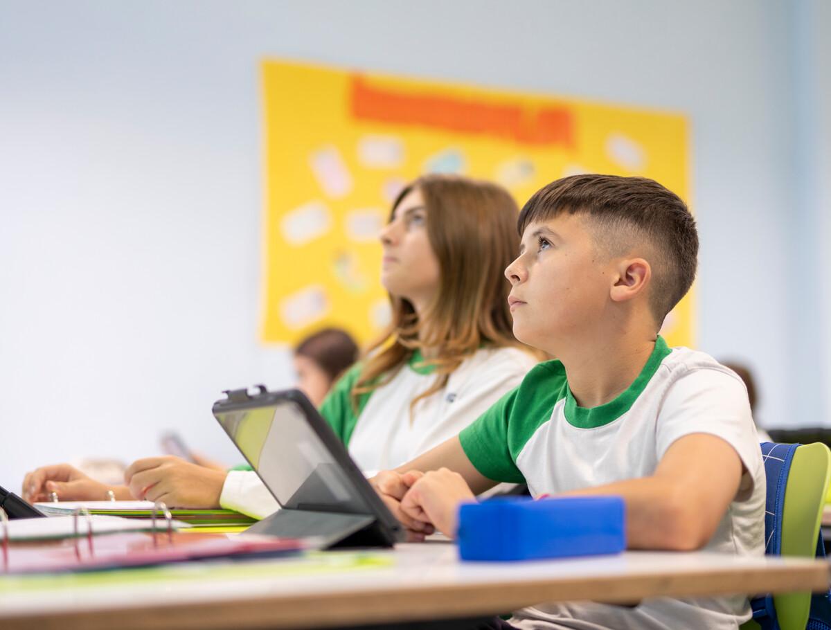 Estudio de matemáticas en Escuela Secundaria Privada