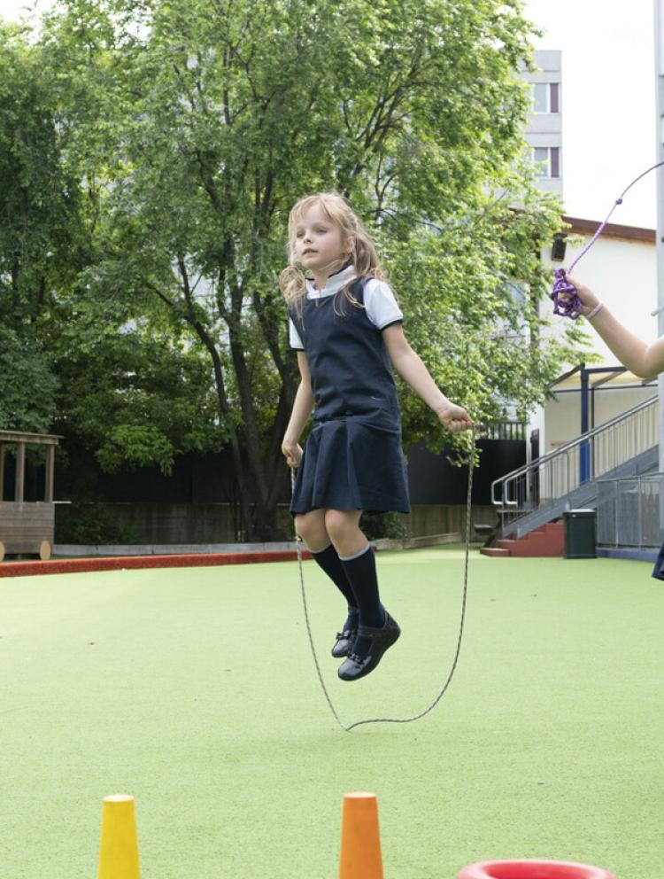 extracurricular-activites-hoops