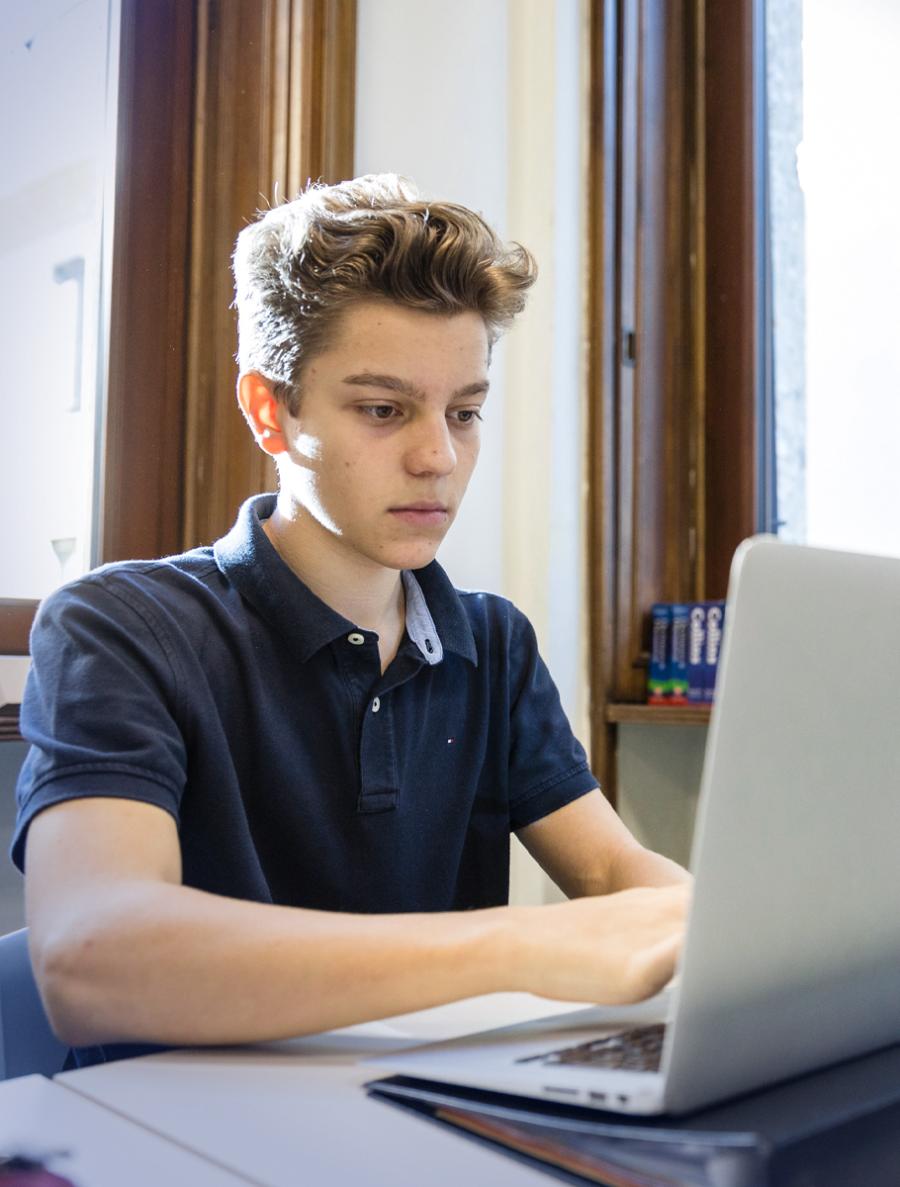 consulenza universitaria nelle scuole a milano