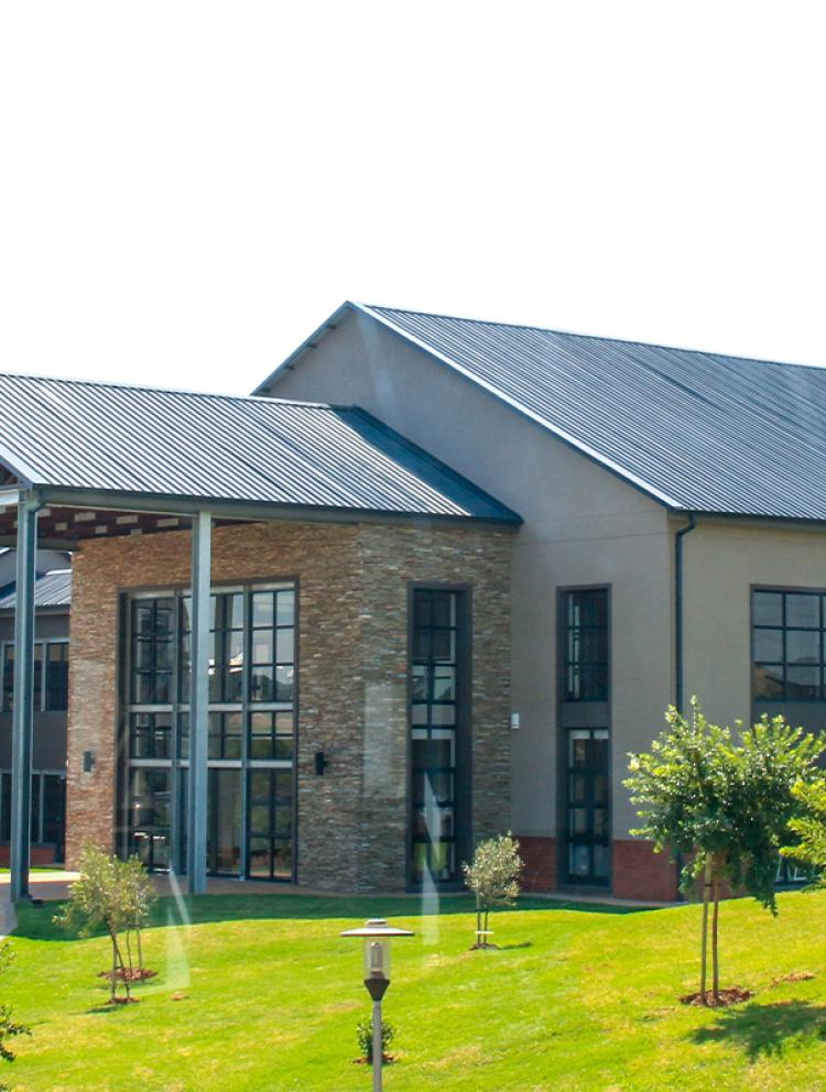 Reddford-House-The-Hills-Facilities-Banner-Building 