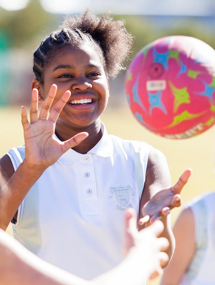 Reddford-House-The-Hills-News-Events-Banner-Students-Playing-Netball