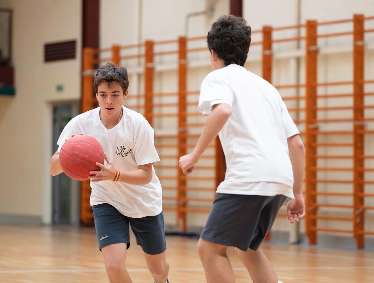 Extracurricular sports