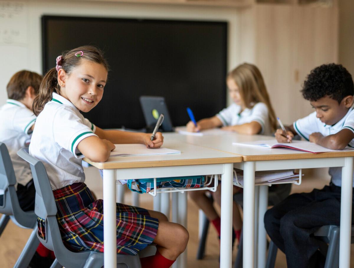 Mejor Escuela Primaria bilingüe