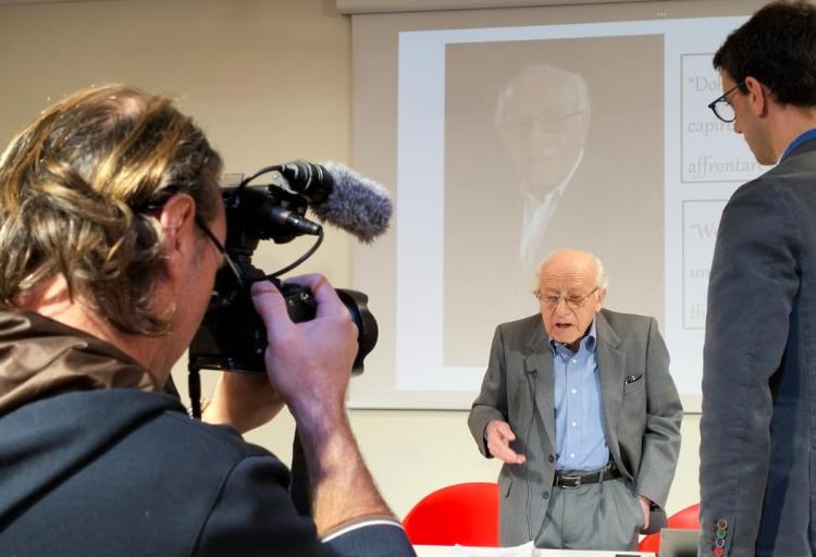 IST-News-Holocasut-Survivor