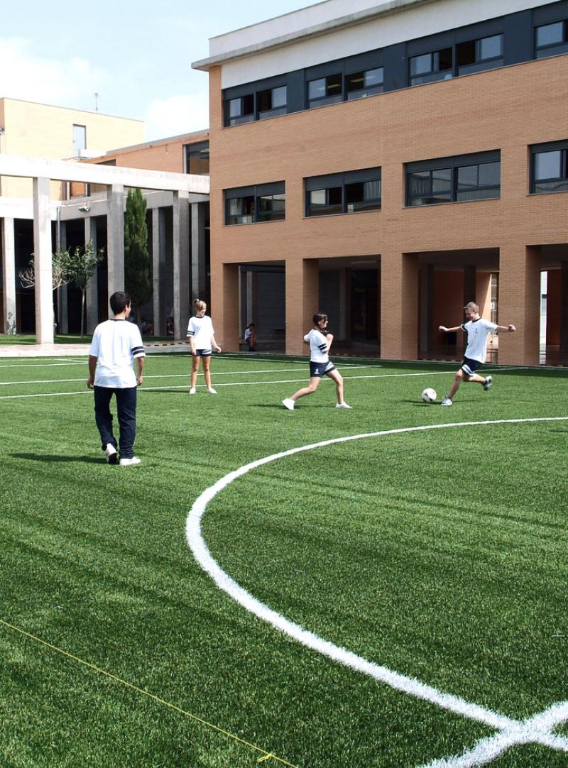 King’s College Schools, Spain