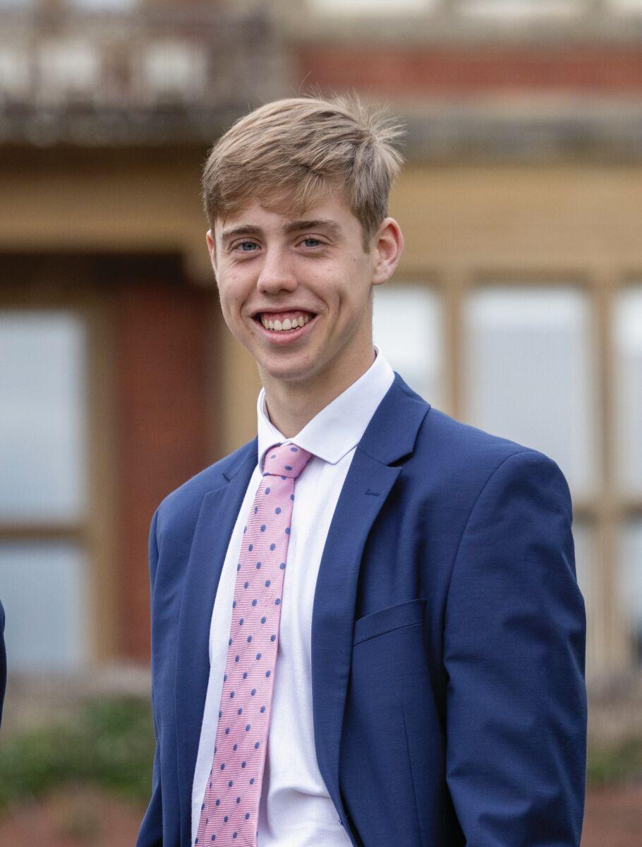 Top Sixth Form Schools in Berkshire