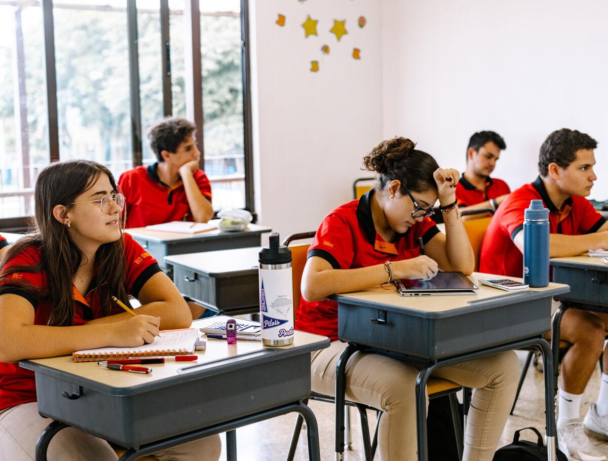 San Rafael de Escazu Bachillerato con immersion linguistica