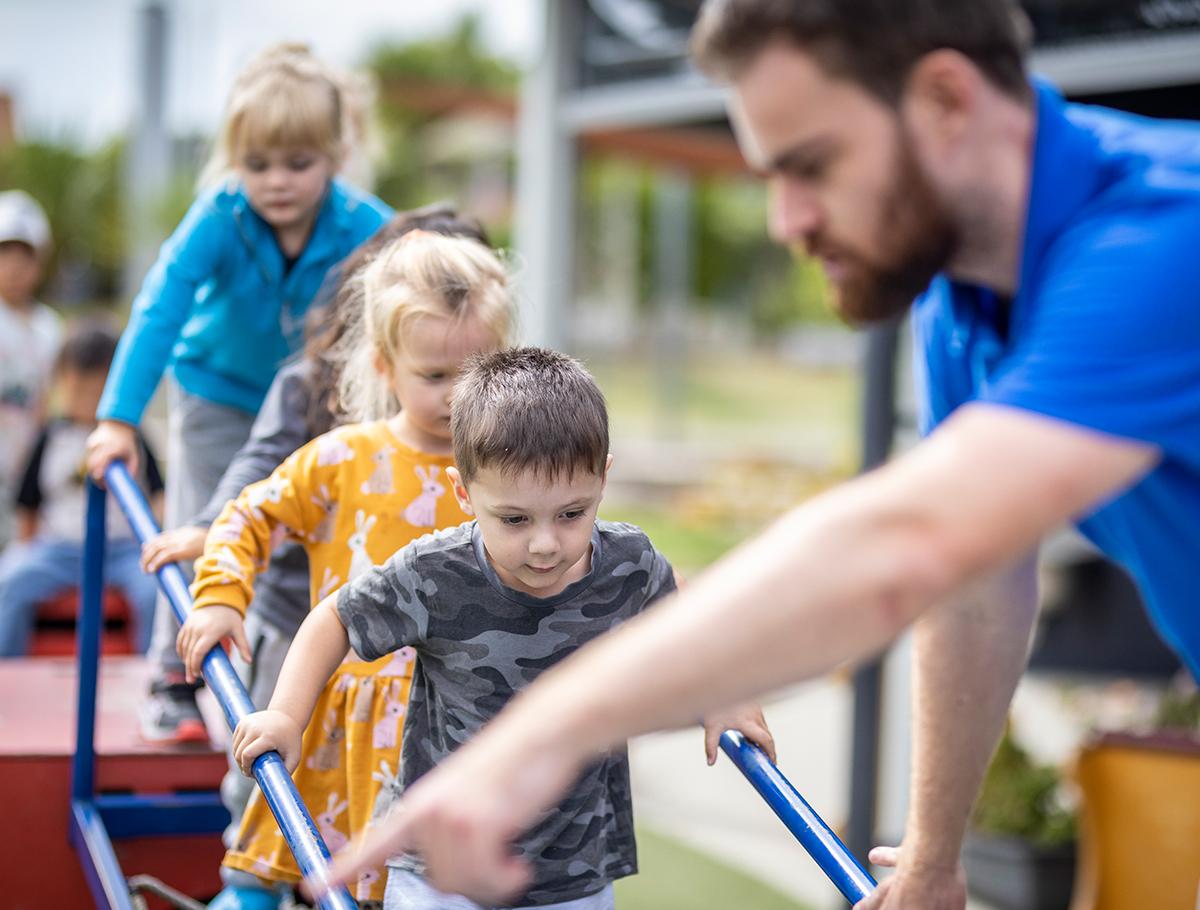 penguins-early-learning-stay-play-teacher