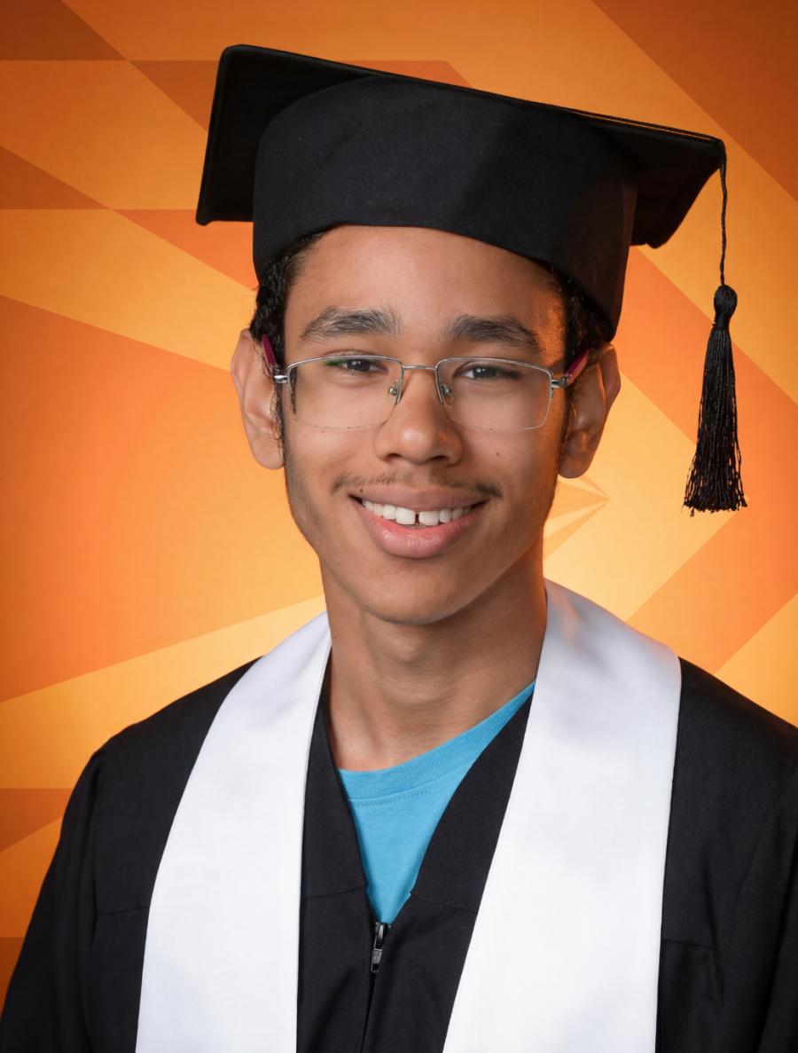 Ygor de Santana Moura, formado no IB pela Escola Eleva Recife e aprovado no MIT