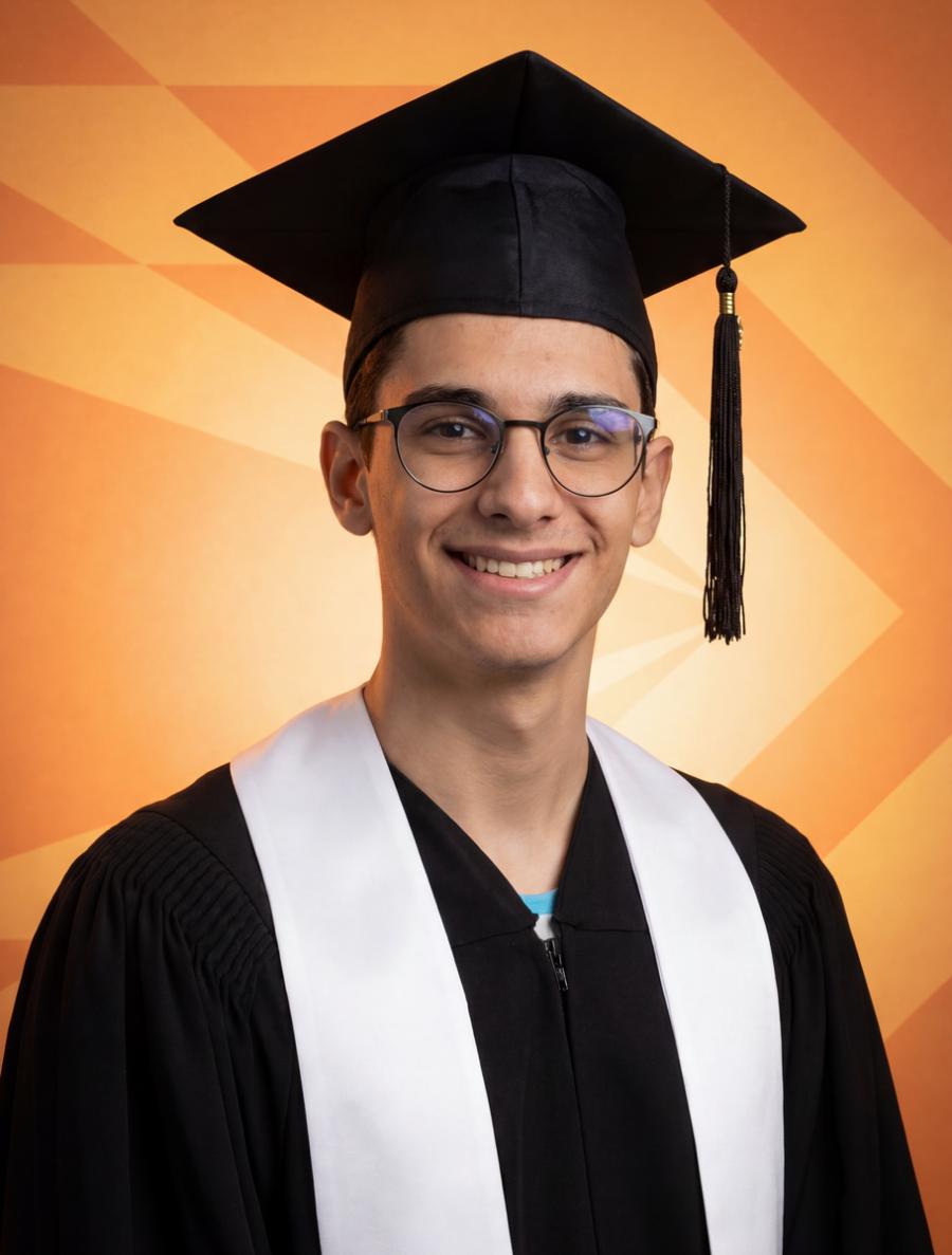 Vinicius Lino, ex-aluno da Escola Eleva Recife, hoje estudante de Engenharia de Produção na UFRJ