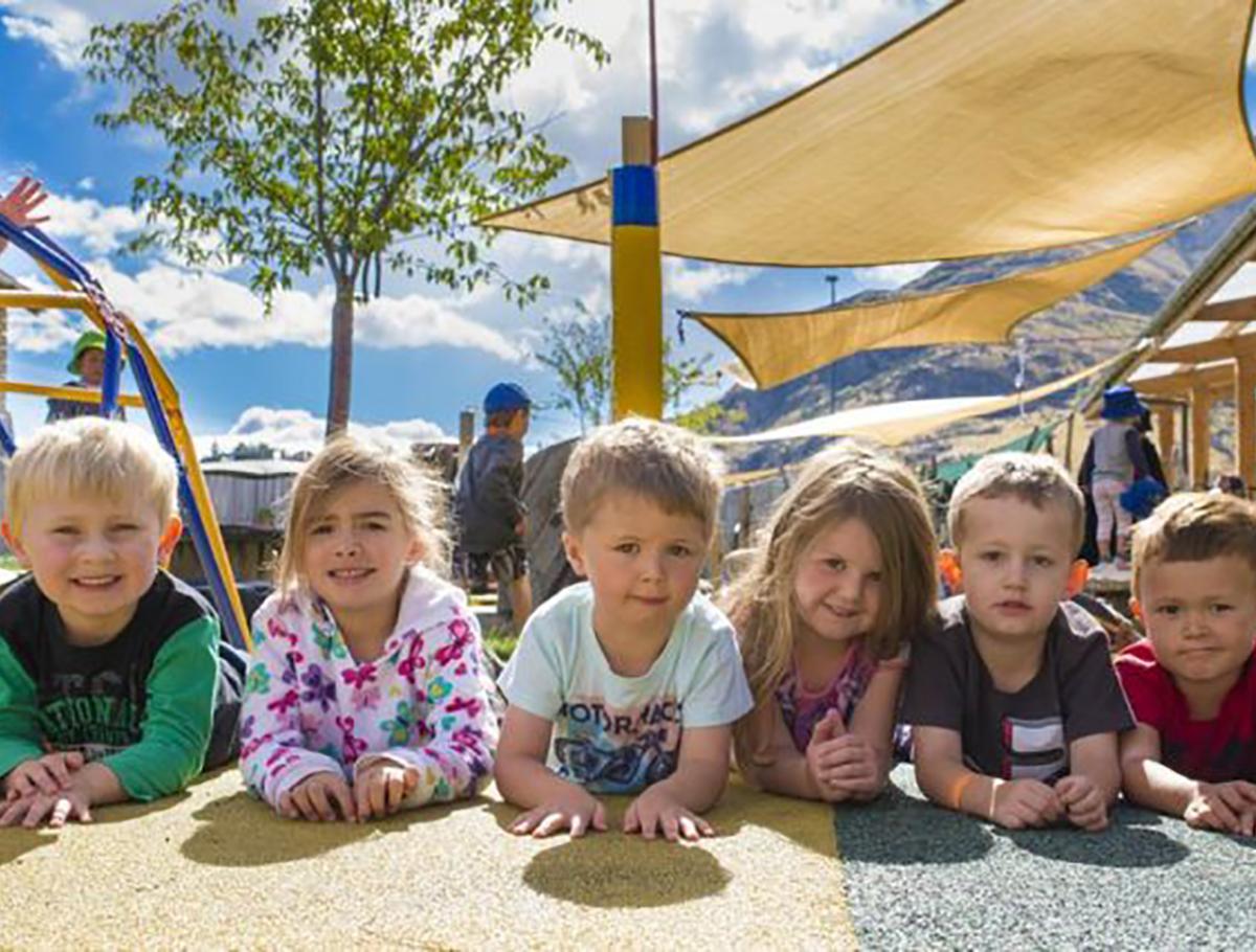 Zig-Zag-Zoo-Home-kids-ground