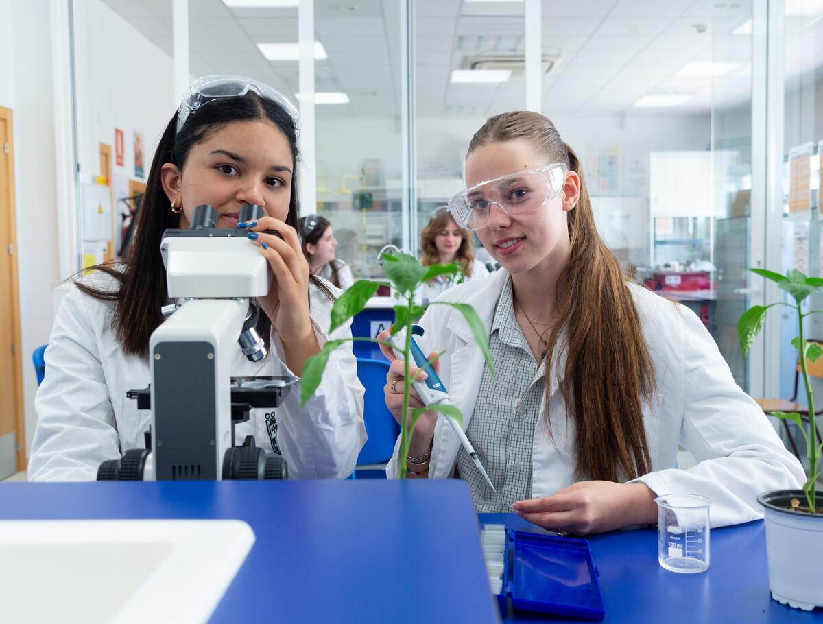 Fully Equipped Science Labs