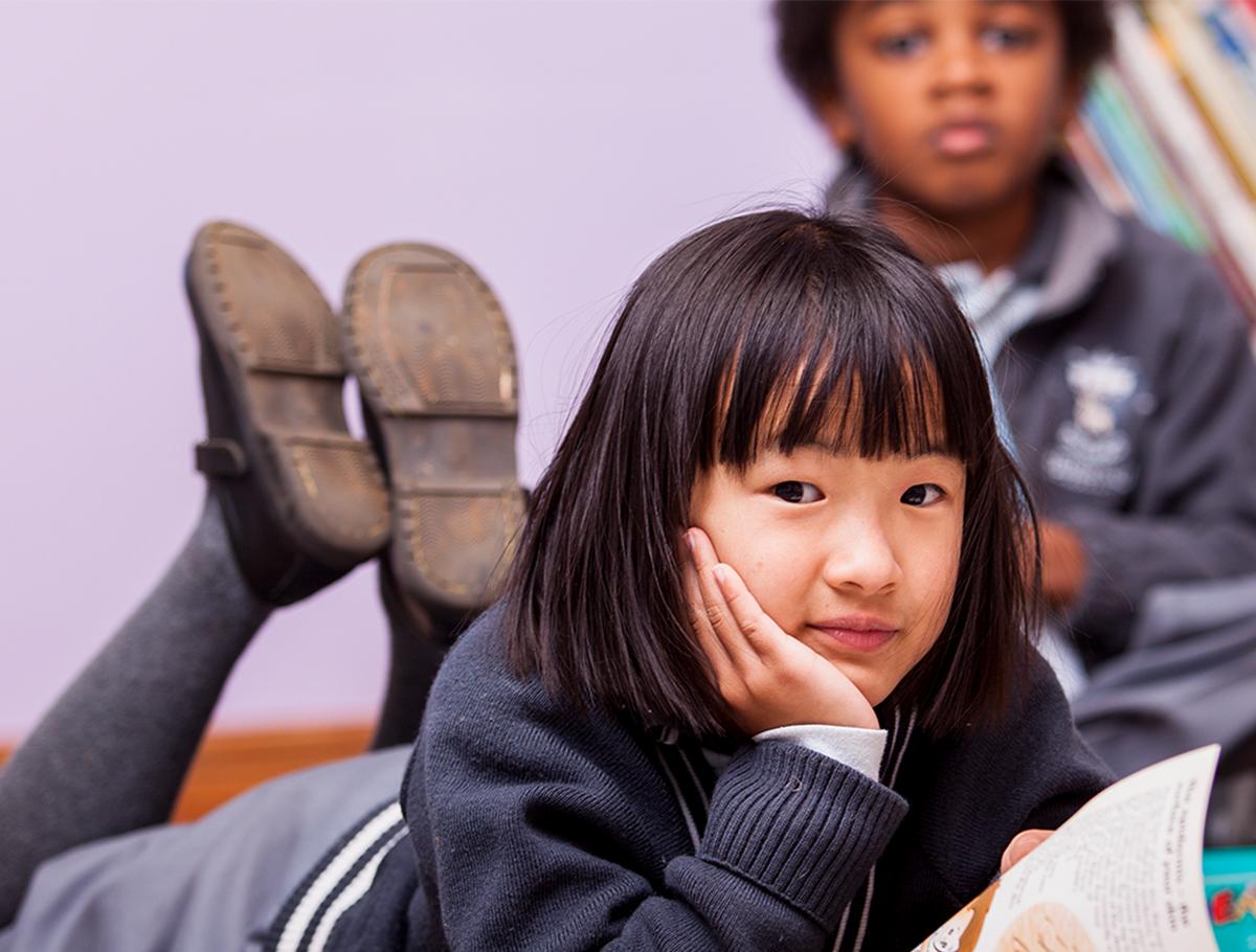 Reddford-House-Homepage-Girl-Reading