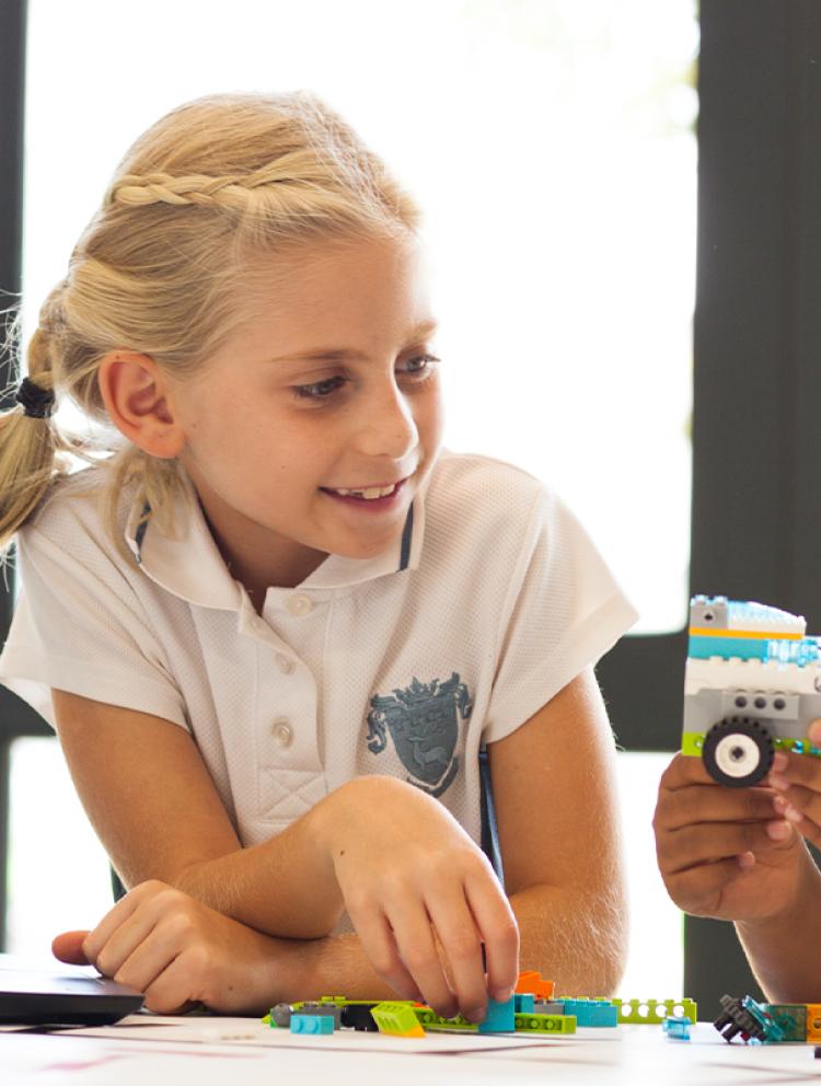 Education-Learning-Curriculum-Students