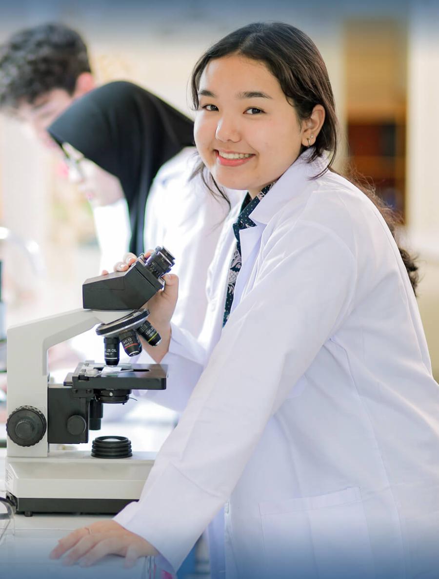 Cambridge curriculum in Jakarta