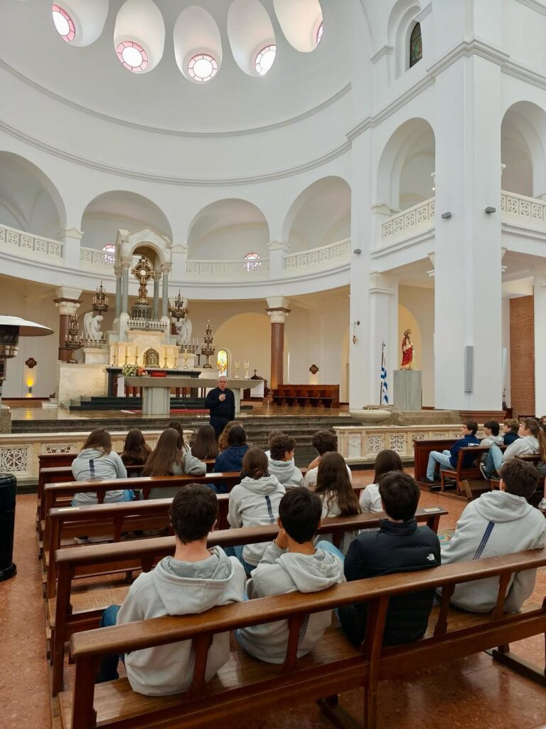 salida-didactica-proyecto-interdisciplinas-mvdnuestros-estudiantes-de-y9-exploraron-montevideo