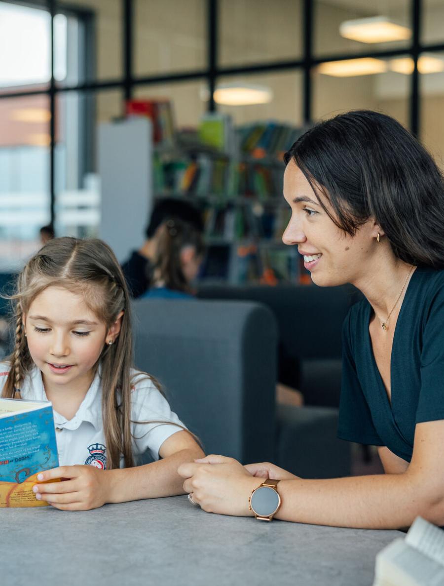 kc_latvia_-_library_book_club