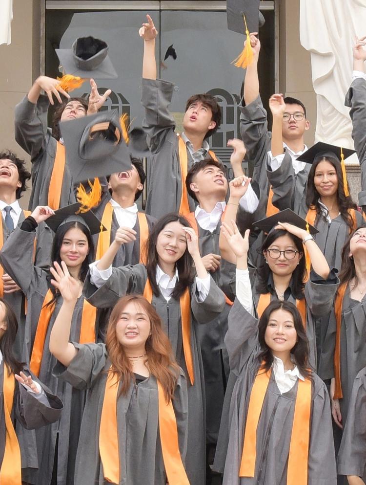 alumni-banner
